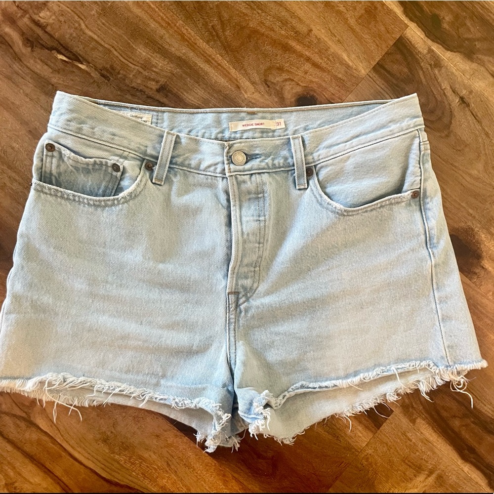 Levi’s wedgie short size 31